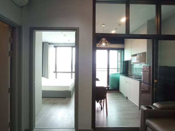 bedroom and room interior of Whizdom Avenue Ratchada-Ladprao