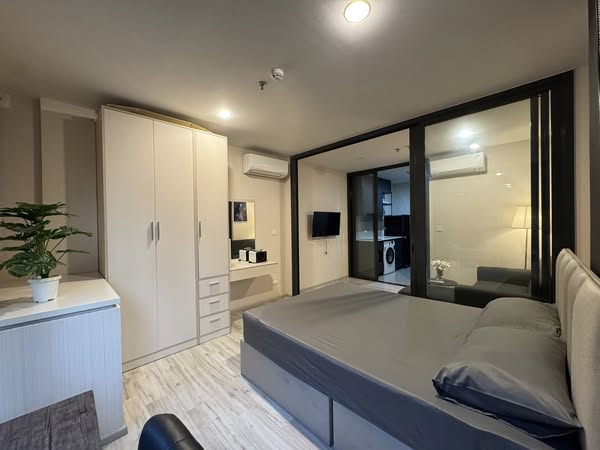 bedroom and room interior of XT HUAIKHWANG