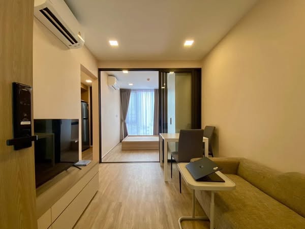 bedroom of The Nest Chula-Samyan