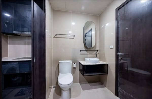bathroom of XT HUAIKHWANG