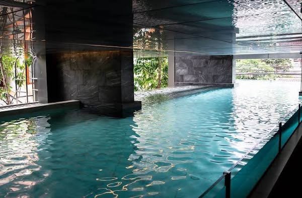 pool of 168 SUKHUMVIT 36