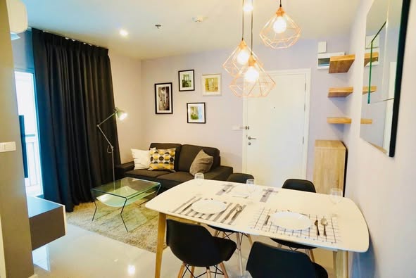 living room and room interior of Aspire Sukhumvit 48