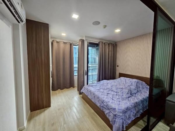 bedroom and room interior of Atmoz Ladprao 71