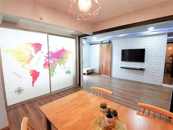 room interior of August Condo Charoen Krung 80