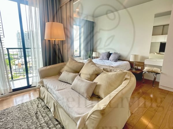 bedroom of Blocs 77
