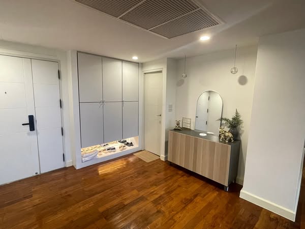 room interior and kitchen of B.T. Residence