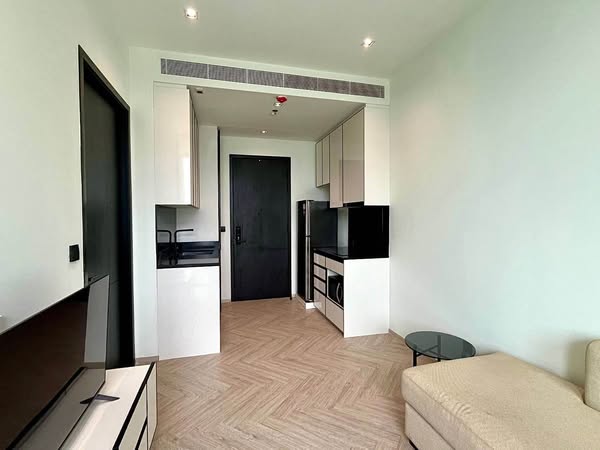 bedroom of Chapter Charoennakhon–Riverside