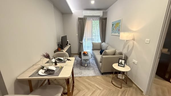 living room of CHAPTER THONGLOR 25