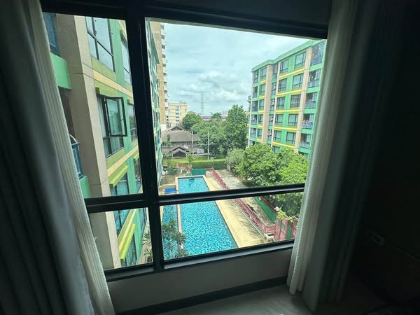 pool of G Style Condo