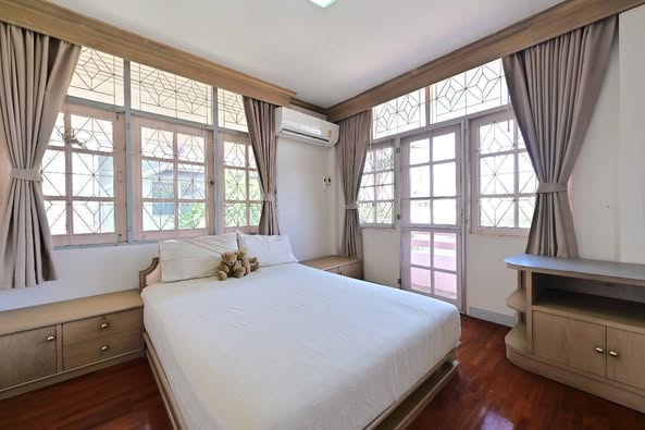 bedroom of Home Place Village