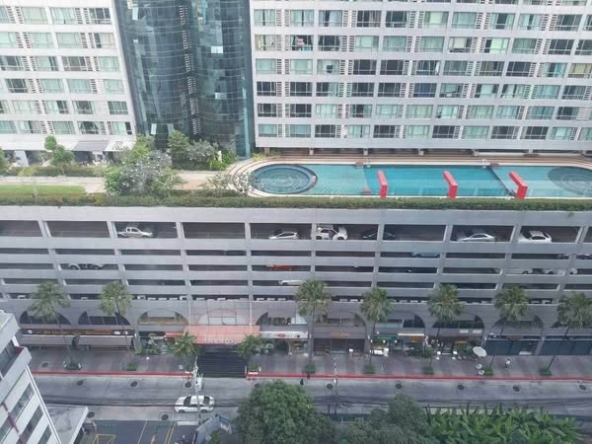 pool of Hyde Sukhumvit 13