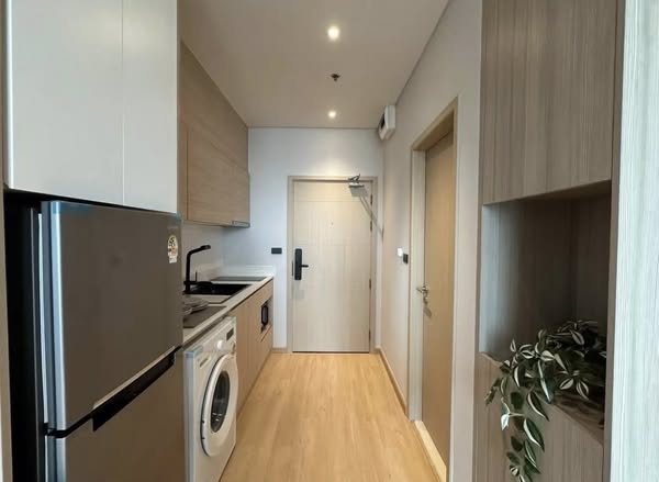 Le Luk Condominium
