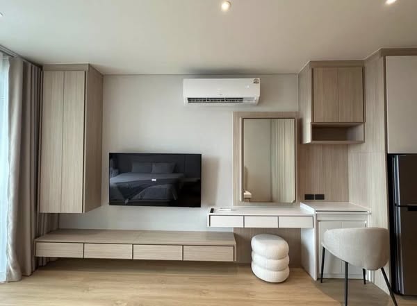 living room and bedroom and room interior of Le Luk Condominium