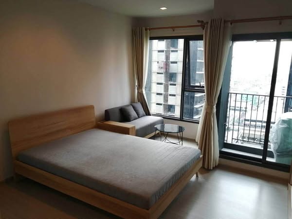 bedroom of Life Asoke – Rama 9