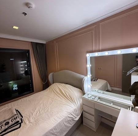 bedroom of Life Asoke – Rama 9