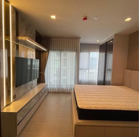 bedroom of Life Asoke – Rama 9