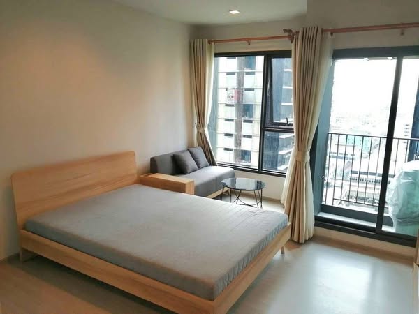 bedroom of Life Asoke – Rama 9