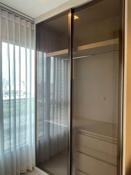 room interior of Life Asoke – Rama 9