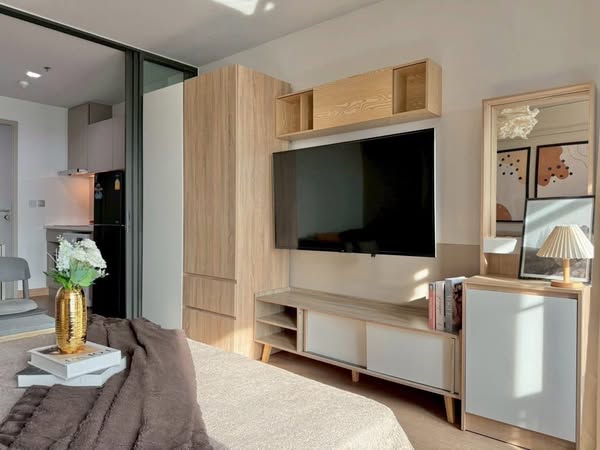 bedroom and living room and room interior of Life Ladprao