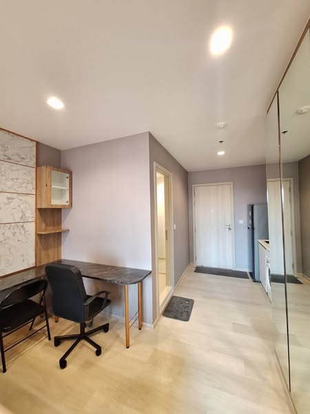 room interior of Life One Wireless