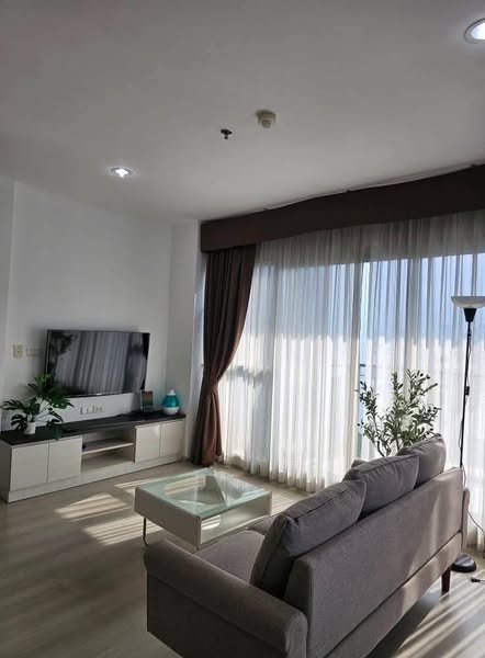 living room and bedroom of Life Ratchadapisek