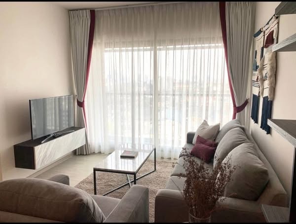 living room and bedroom of Life Sukhumvit 48