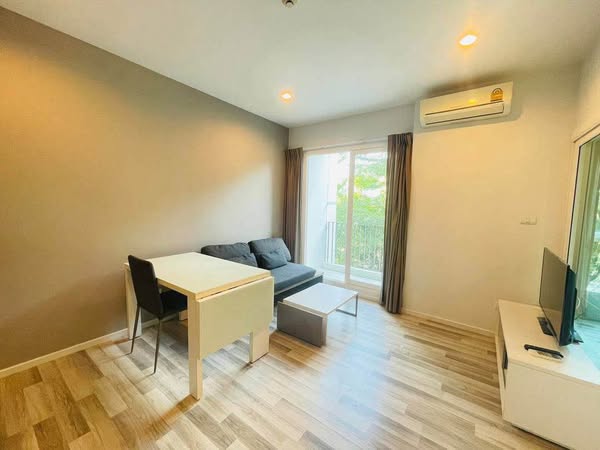bedroom of Niran Residence 5