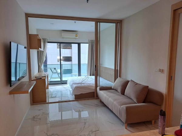 bedroom and room interior of Panjit Tower