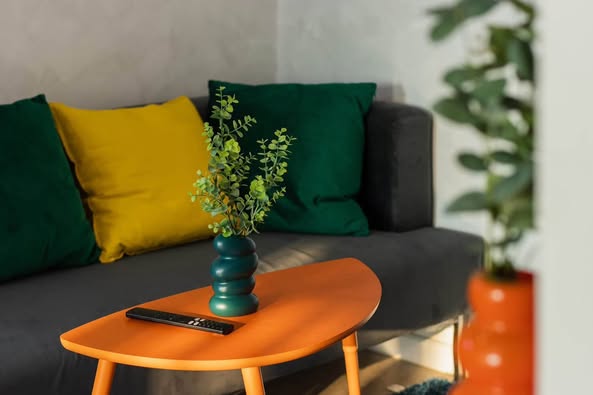 living room of Pause 115