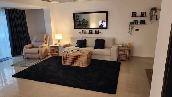 bedroom and living room of President Park