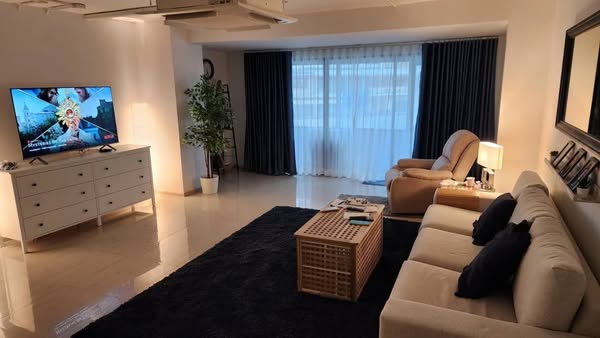 living room and bedroom of President Park