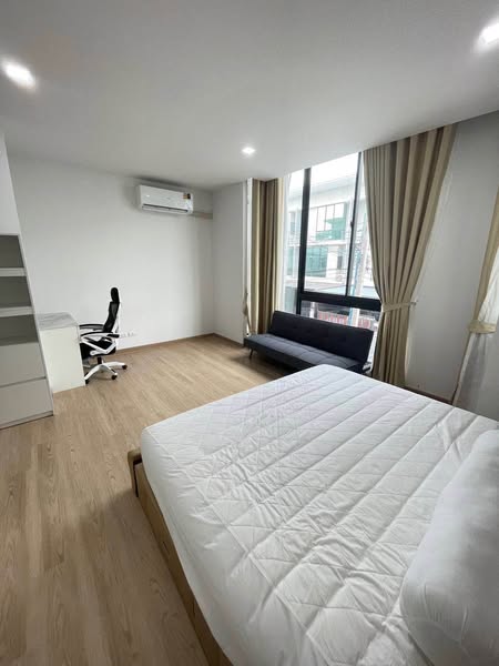 bedroom of Pruksa Ville 76 (Bangna-Wongwaen)