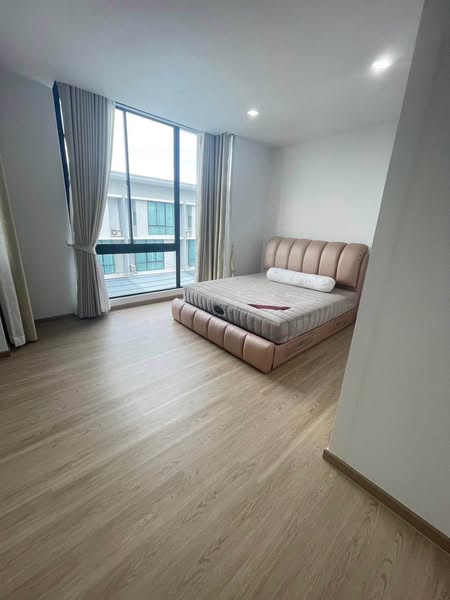 bedroom of Pruksa Ville 76 (Bangna-Wongwaen)