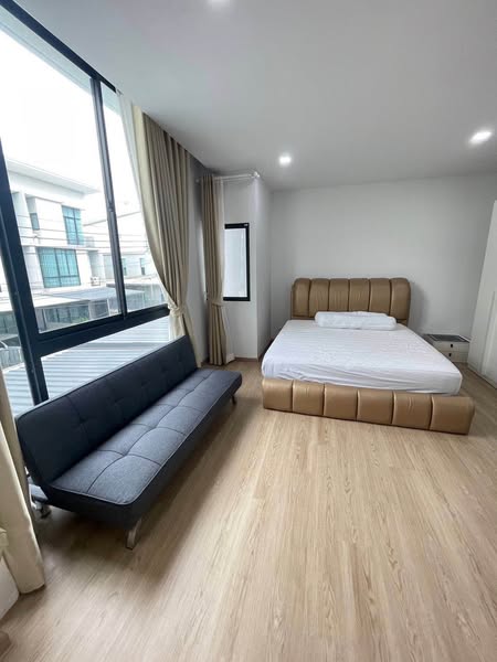 bedroom of Pruksa Ville 76 (Bangna-Wongwaen)