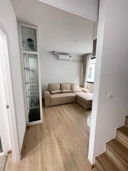 room interior of Pruksa Ville 76 (Bangna-Wongwaen)
