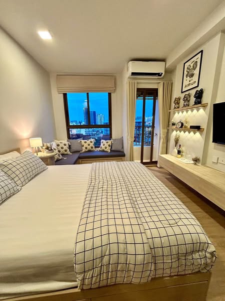 bedroom of QUINTARA MHy’ZEN PHROM PHONG (ควินทารา มาย’เซน พร้อมพงษ์)