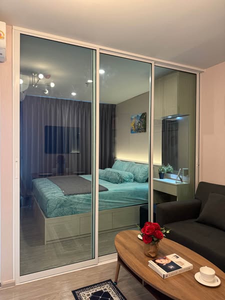 bedroom and room interior of Regent Home Bangna (รีเจ้นท์โฮม บางนา)