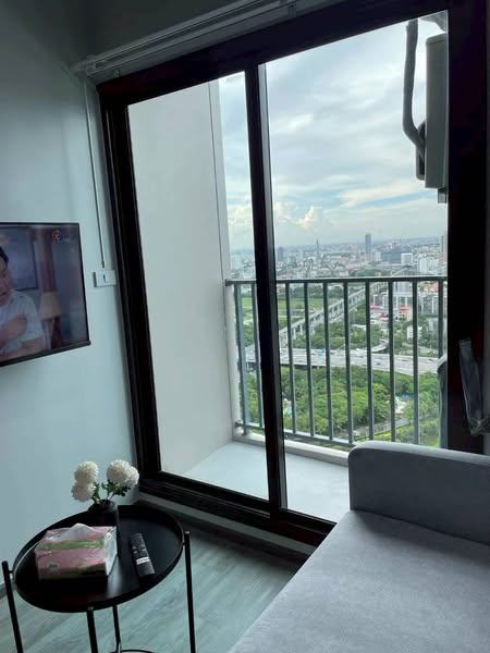bedroom and room interior of Rich Park Triple Station