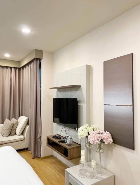 living room and bedroom and room interior of Sathon Soi 12 Alley