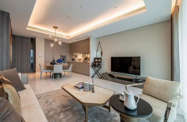 living room and bedroom of Sindhorn Tonson