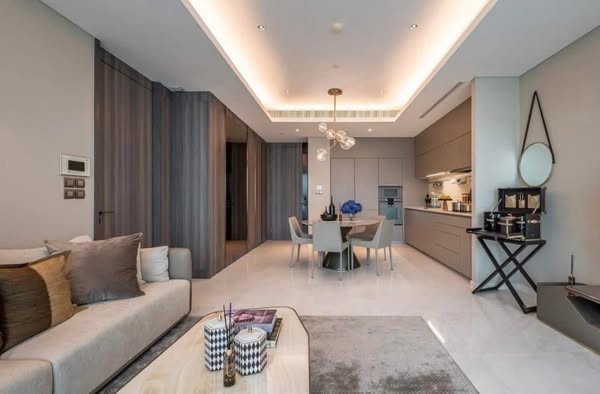 living room and bedroom of Sindhorn Tonson