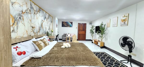 bedroom of Sritana Condominium 2