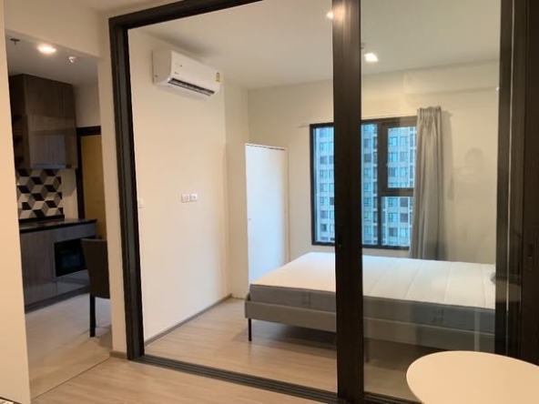 bedroom and room interior of THE BASE Phetchaburi-Thonglor เดอะ เบส เพชรบุรี – ทองหล่อ