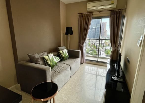 bedroom and living room of The Crest Sukhumvit 34
