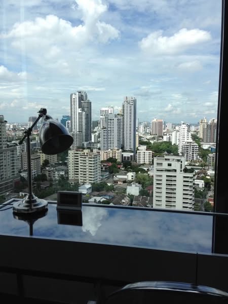 The Edge Sukhumvit 23