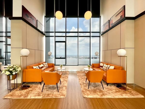 living room of The Livin Ramkhamhaeng : เดอะ ลิฟวิ่น รามคำแหง