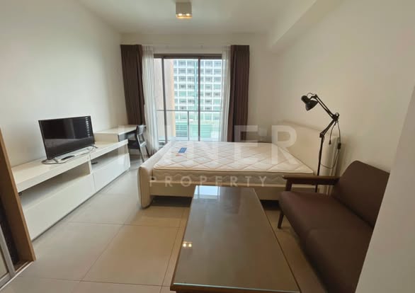 bedroom of The Lofts Ekkamai