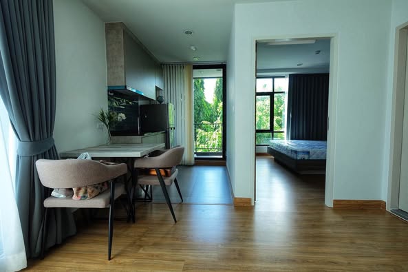 bedroom and room interior of THE UNIQUE EKAMAI – RAMINTRA