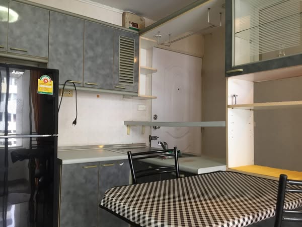 kitchen of Waterford Royal Suites
