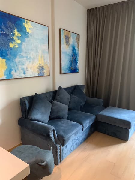 living room of 28 Chidlom